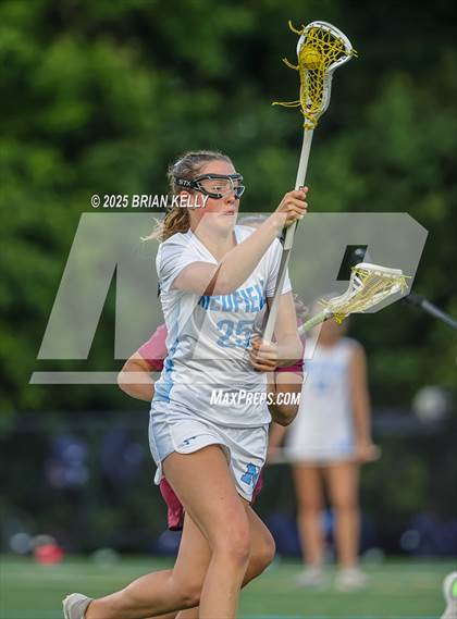 Thumbnail 1 in Medfield vs Newburyport (MIAA Division 3 Final) photogallery.