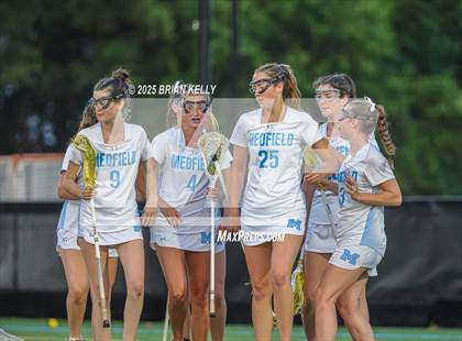 Thumbnail 1 in Medfield vs Newburyport (MIAA Division 3 Final) photogallery.