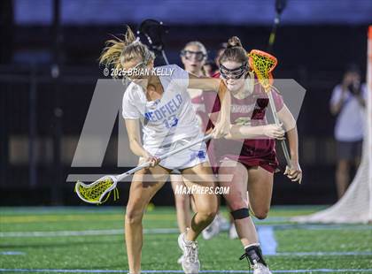 Thumbnail 3 in Medfield vs Newburyport (MIAA Division 3 Final) photogallery.