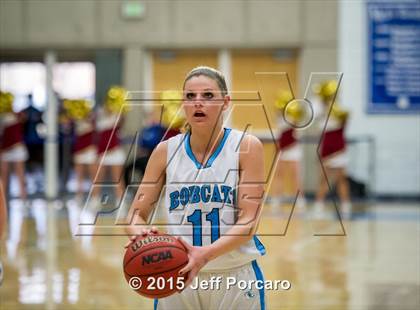 Thumbnail 3 in Sky View vs. Mountain View (UHSAA 4A Semifinal) photogallery.