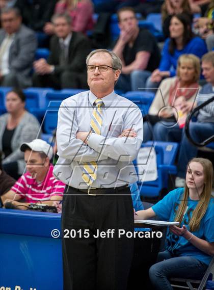 Thumbnail 2 in Sky View vs. Mountain View (UHSAA 4A Semifinal) photogallery.