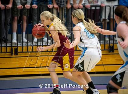 Thumbnail 3 in Sky View vs. Mountain View (UHSAA 4A Semifinal) photogallery.