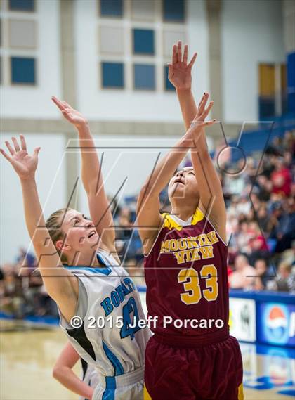 Thumbnail 2 in Sky View vs. Mountain View (UHSAA 4A Semifinal) photogallery.