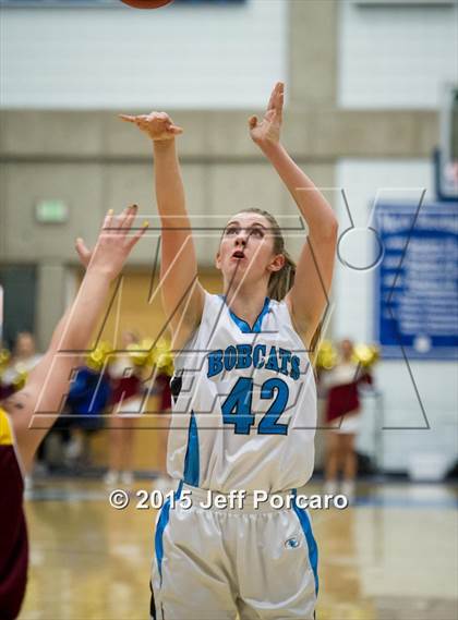 Thumbnail 3 in Sky View vs. Mountain View (UHSAA 4A Semifinal) photogallery.