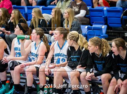 Thumbnail 2 in Sky View vs. Mountain View (UHSAA 4A Semifinal) photogallery.