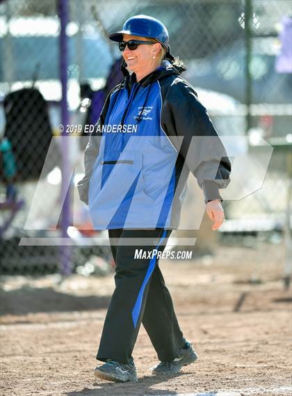 Thumbnail 3 in Yerington vs. Bishop Union (Yerington Tournament) photogallery.