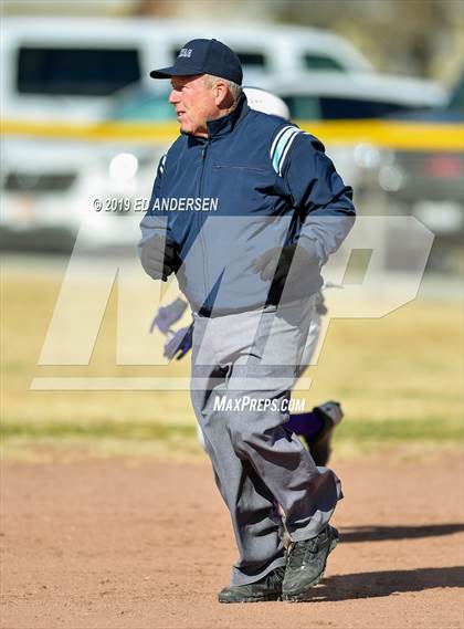 Thumbnail 3 in Yerington vs. Bishop Union (Yerington Tournament) photogallery.
