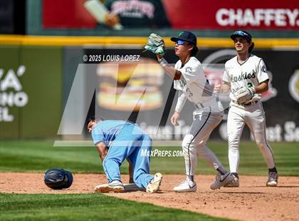 Thumbnail 3 in Los Osos @ Chino Hills (Battle of the Baseline League) photogallery.