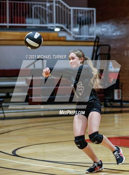 Thumbnail 2 in Mullan vs Kootenai (1AD2 District 1 Playoffs) photogallery.