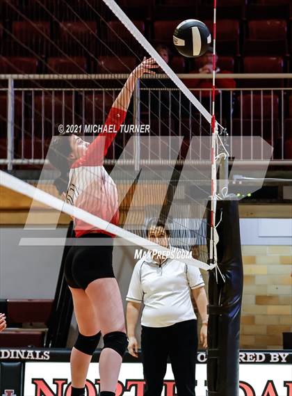Thumbnail 2 in Mullan vs Kootenai (1AD2 District 1 Playoffs) photogallery.