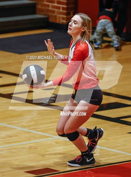 Thumbnail 1 in Mullan vs Kootenai (1AD2 District 1 Playoffs) photogallery.