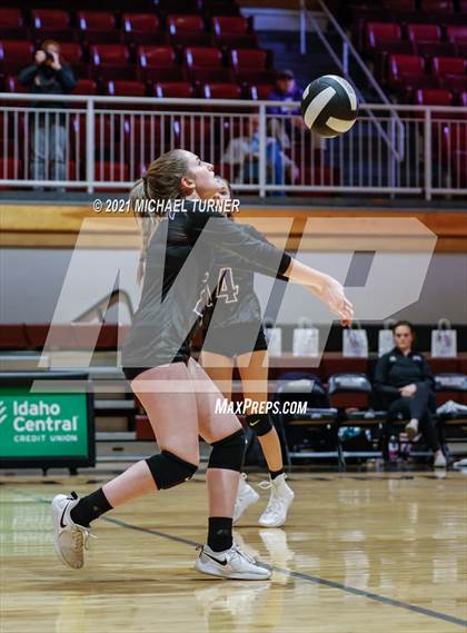 Thumbnail 1 in Mullan vs Kootenai (1AD2 District 1 Playoffs) photogallery.