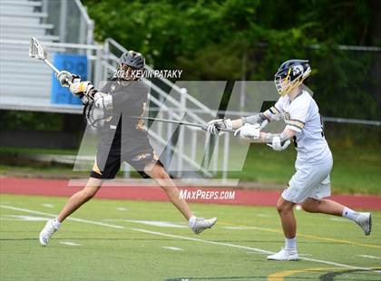 Thumbnail 1 in Daniel Hand vs. Weston (CIAC Class M Final) photogallery.
