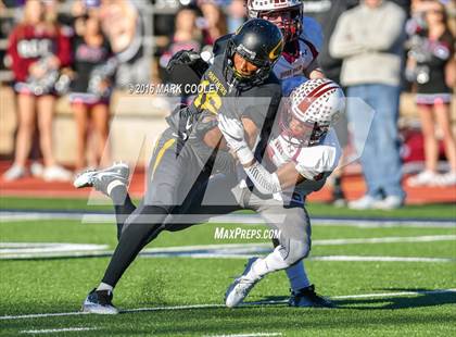 Thumbnail 2 in Round Rock vs. Klein Oak (UIL 6A Area Playoff) photogallery.