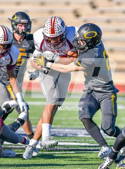 Thumbnail 1 in Round Rock vs. Klein Oak (UIL 6A Area Playoff) photogallery.