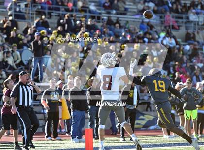 Thumbnail 1 in Round Rock vs. Klein Oak (UIL 6A Area Playoff) photogallery.