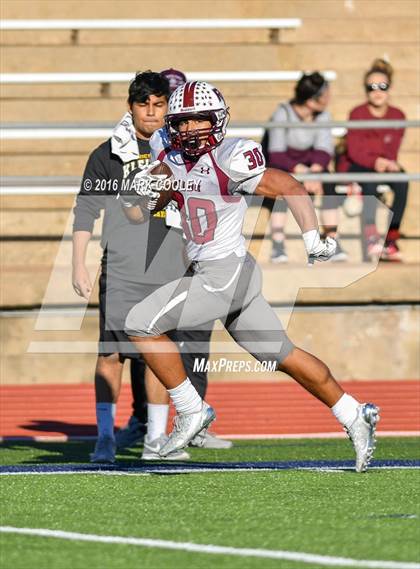 Thumbnail 1 in Round Rock vs. Klein Oak (UIL 6A Area Playoff) photogallery.
