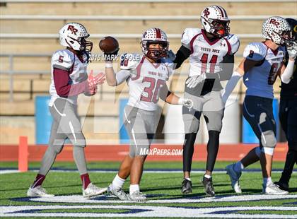 Thumbnail 3 in Round Rock vs. Klein Oak (UIL 6A Area Playoff) photogallery.