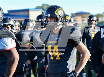 Thumbnail 2 in Round Rock vs. Klein Oak (UIL 6A Area Playoff) photogallery.