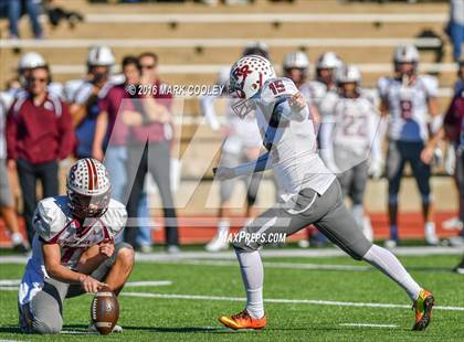 Thumbnail 3 in Round Rock vs. Klein Oak (UIL 6A Area Playoff) photogallery.