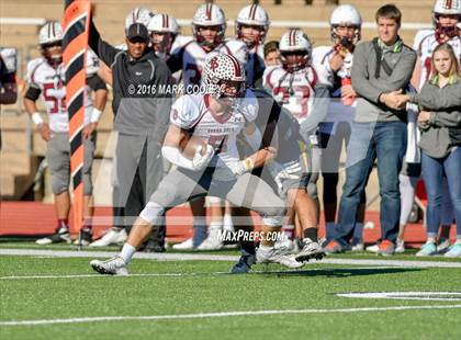 Thumbnail 2 in Round Rock vs. Klein Oak (UIL 6A Area Playoff) photogallery.
