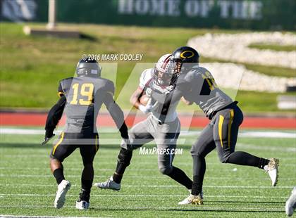 Thumbnail 1 in Round Rock vs. Klein Oak (UIL 6A Area Playoff) photogallery.