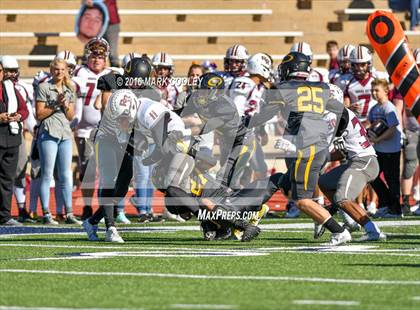 Thumbnail 1 in Round Rock vs. Klein Oak (UIL 6A Area Playoff) photogallery.