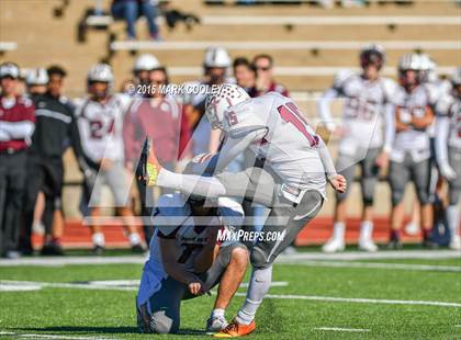 Thumbnail 3 in Round Rock vs. Klein Oak (UIL 6A Area Playoff) photogallery.