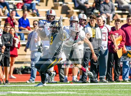 Thumbnail 3 in Round Rock vs. Klein Oak (UIL 6A Area Playoff) photogallery.