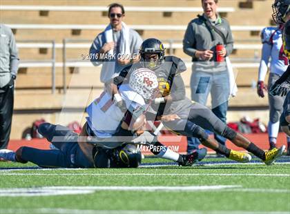 Thumbnail 3 in Round Rock vs. Klein Oak (UIL 6A Area Playoff) photogallery.