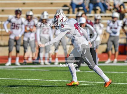 Thumbnail 3 in Round Rock vs. Klein Oak (UIL 6A Area Playoff) photogallery.