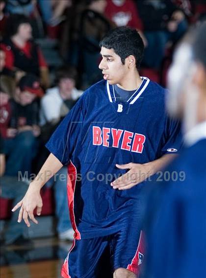Thumbnail 1 in Beyer @ Modesto photogallery.