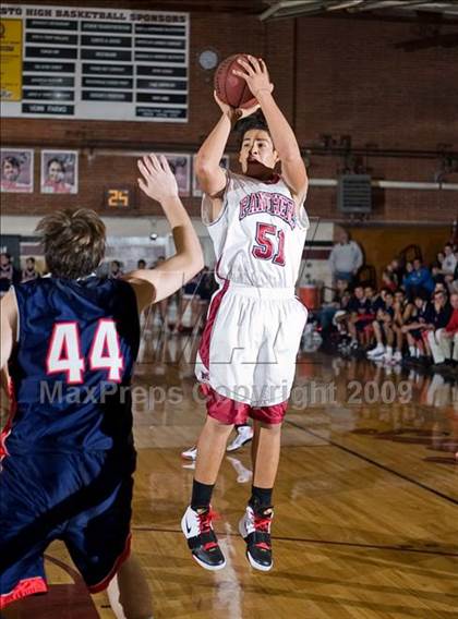 Thumbnail 1 in Beyer @ Modesto photogallery.