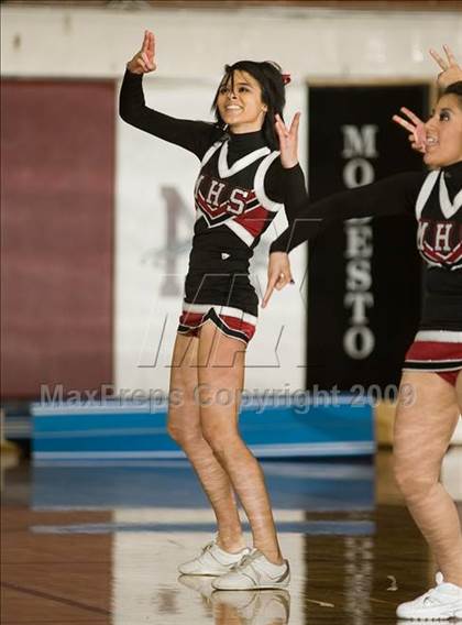 Thumbnail 3 in Beyer @ Modesto photogallery.