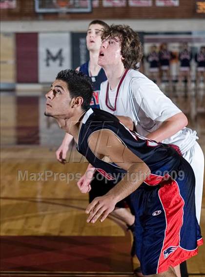 Thumbnail 1 in Beyer @ Modesto photogallery.