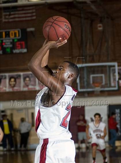 Thumbnail 1 in Beyer @ Modesto photogallery.