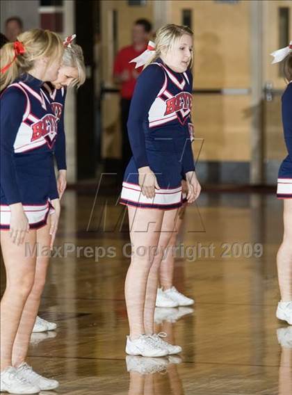 Thumbnail 2 in Beyer @ Modesto photogallery.