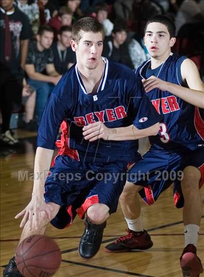 Thumbnail 2 in Beyer @ Modesto photogallery.