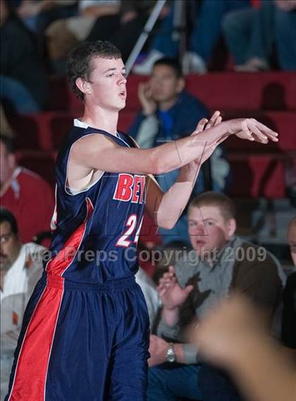 Thumbnail 1 in Beyer @ Modesto photogallery.