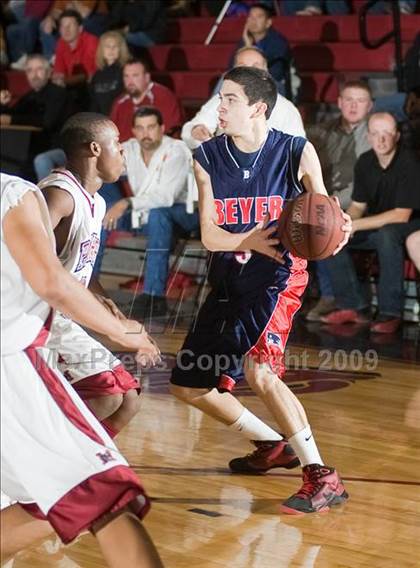Thumbnail 2 in Beyer @ Modesto photogallery.