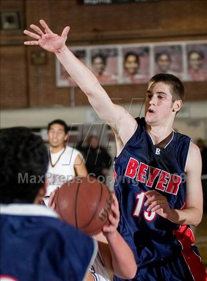 Thumbnail 2 in Beyer @ Modesto photogallery.