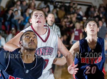 Thumbnail 1 in Beyer @ Modesto photogallery.
