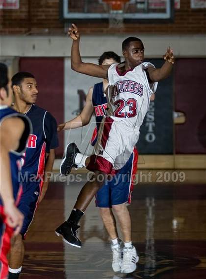 Thumbnail 2 in Beyer @ Modesto photogallery.