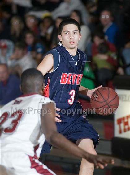 Thumbnail 1 in Beyer @ Modesto photogallery.