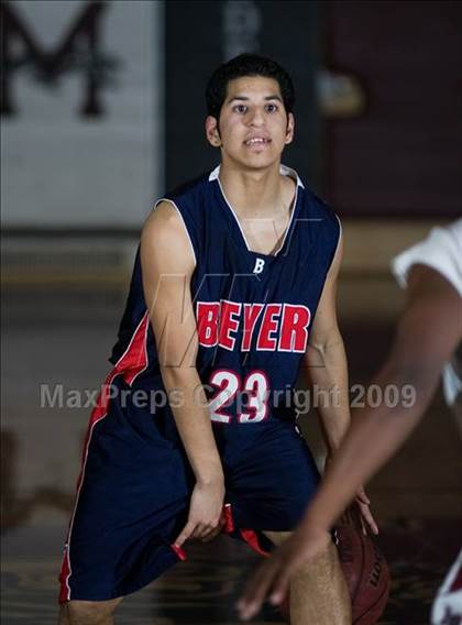Thumbnail 3 in Beyer @ Modesto photogallery.