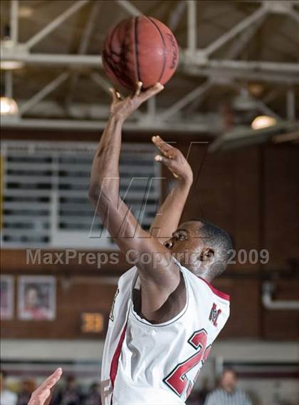 Thumbnail 1 in Beyer @ Modesto photogallery.