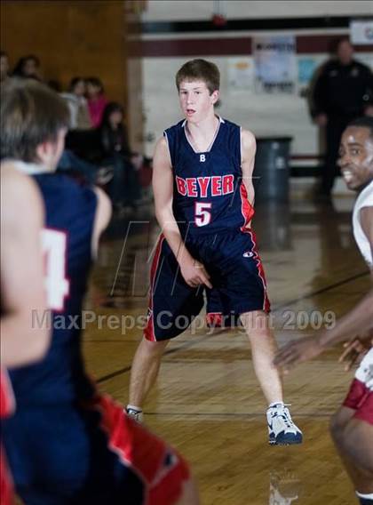 Thumbnail 2 in Beyer @ Modesto photogallery.