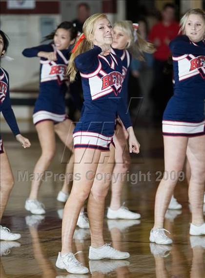 Thumbnail 1 in Beyer @ Modesto photogallery.
