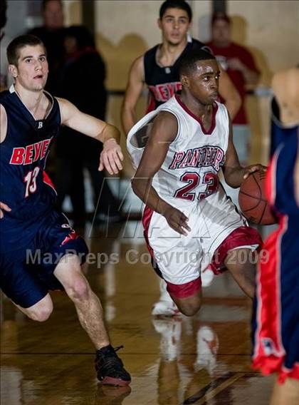 Thumbnail 1 in Beyer @ Modesto photogallery.