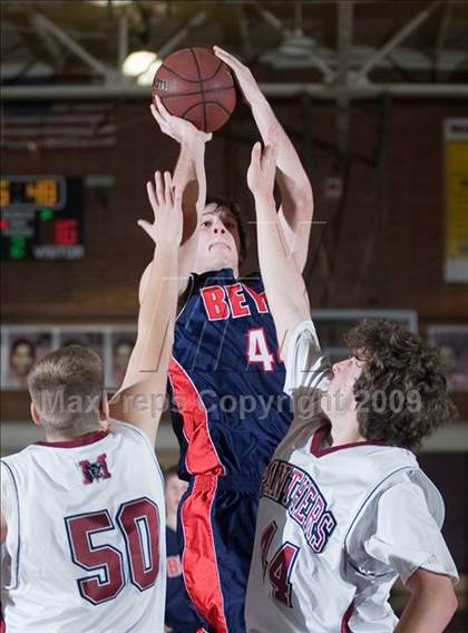 Thumbnail 1 in Beyer @ Modesto photogallery.